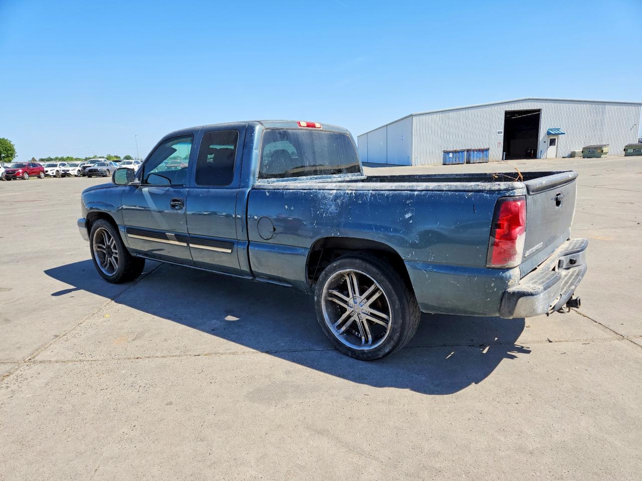 2006 Chevrolet Silverado C1500 - Фото 2