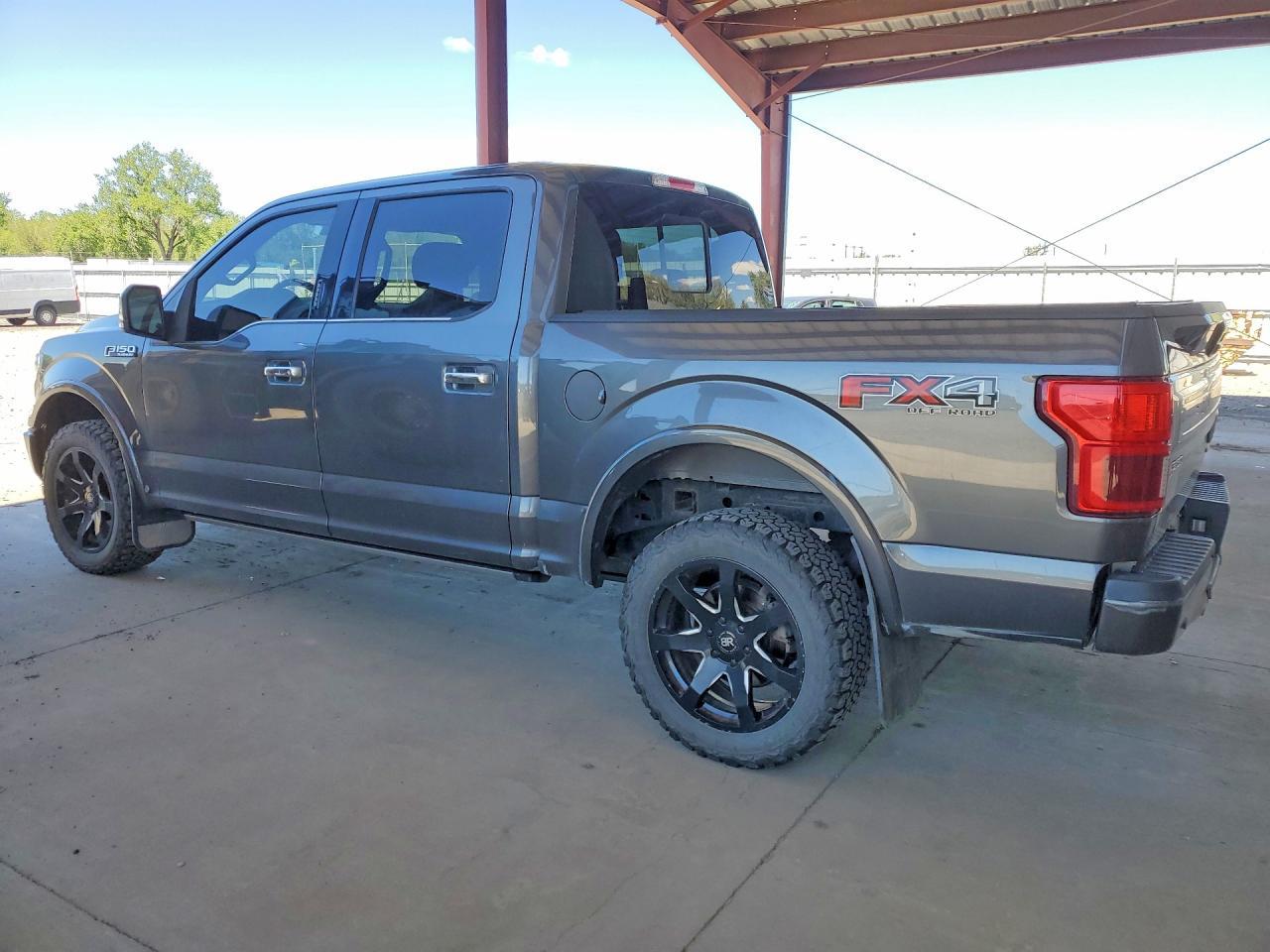 2018 Ford F150 Supercrew - Фото 2