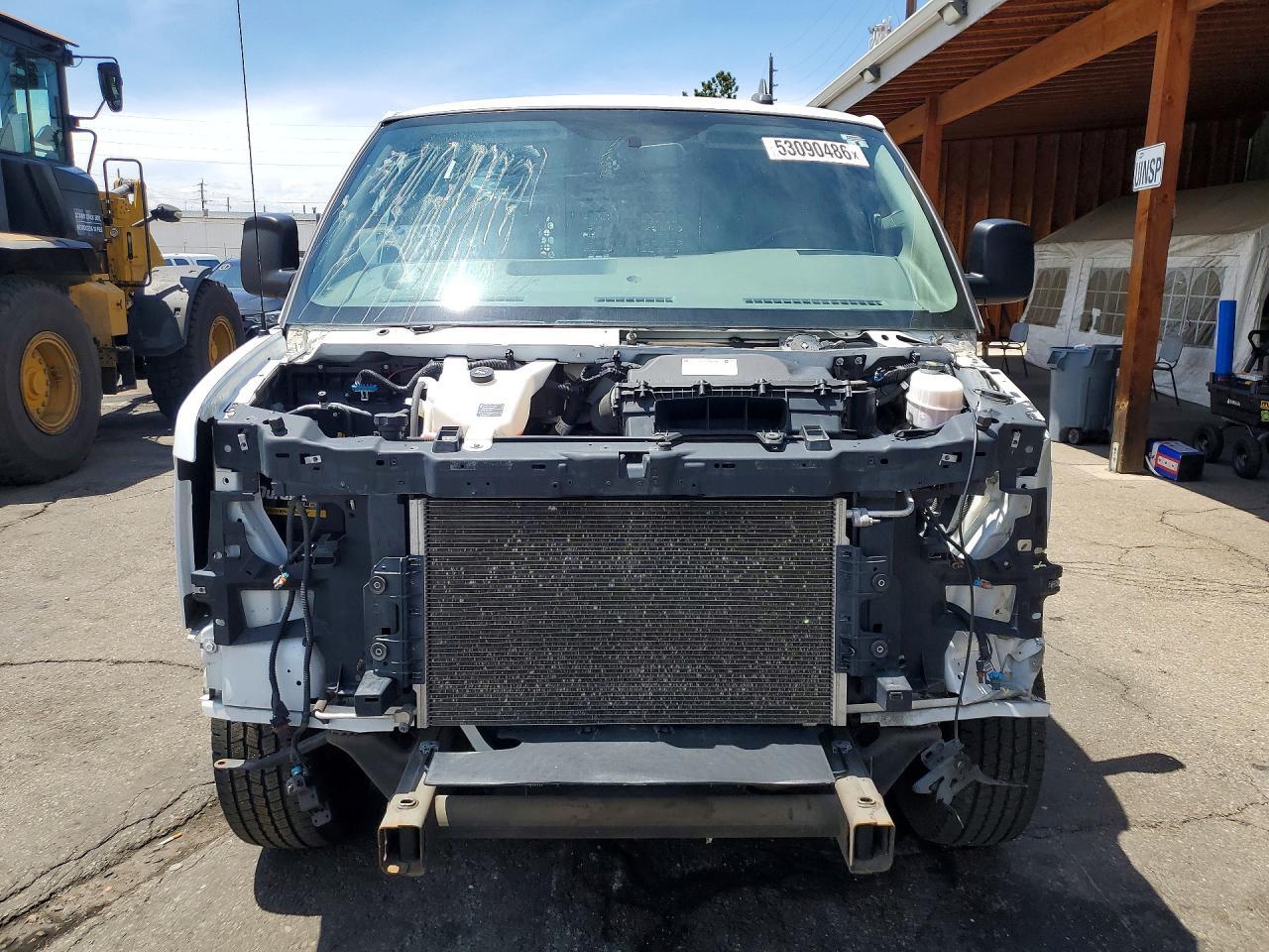2018 Chevrolet Express G2500 - Image 5