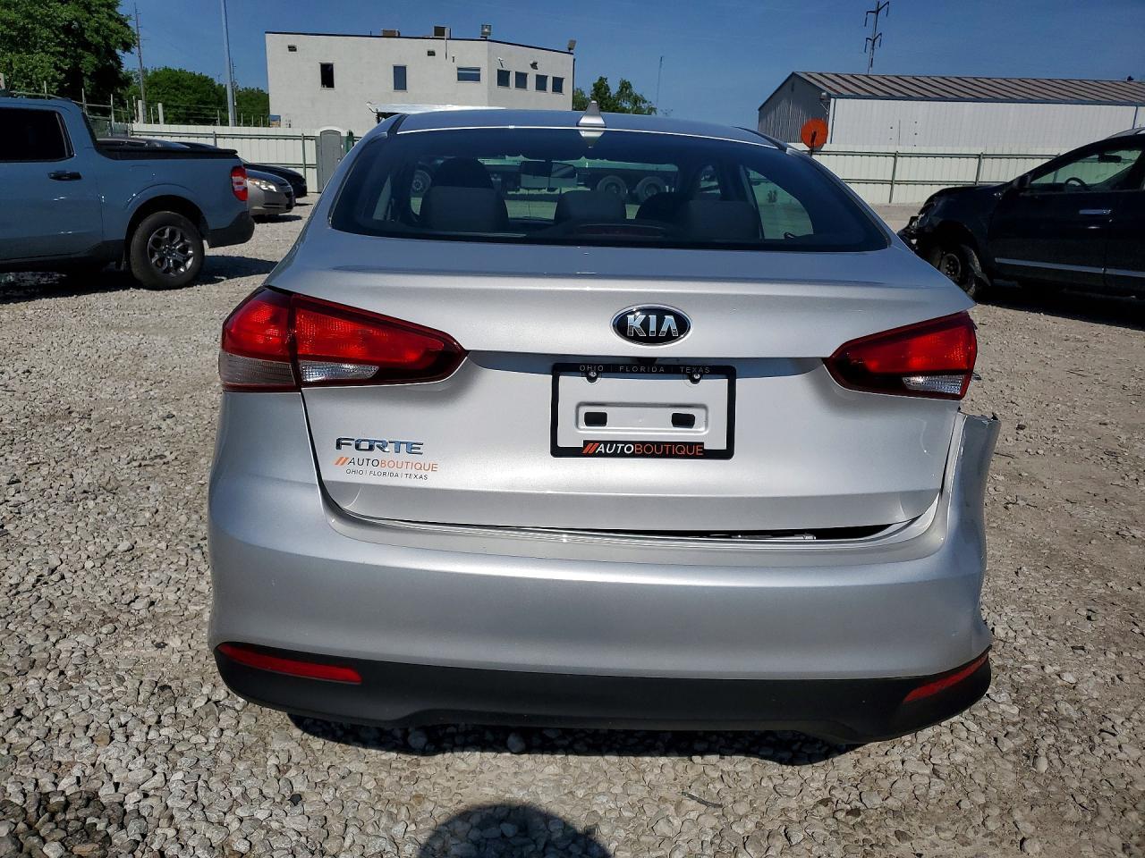 2018 Kia Forte - Фото 6