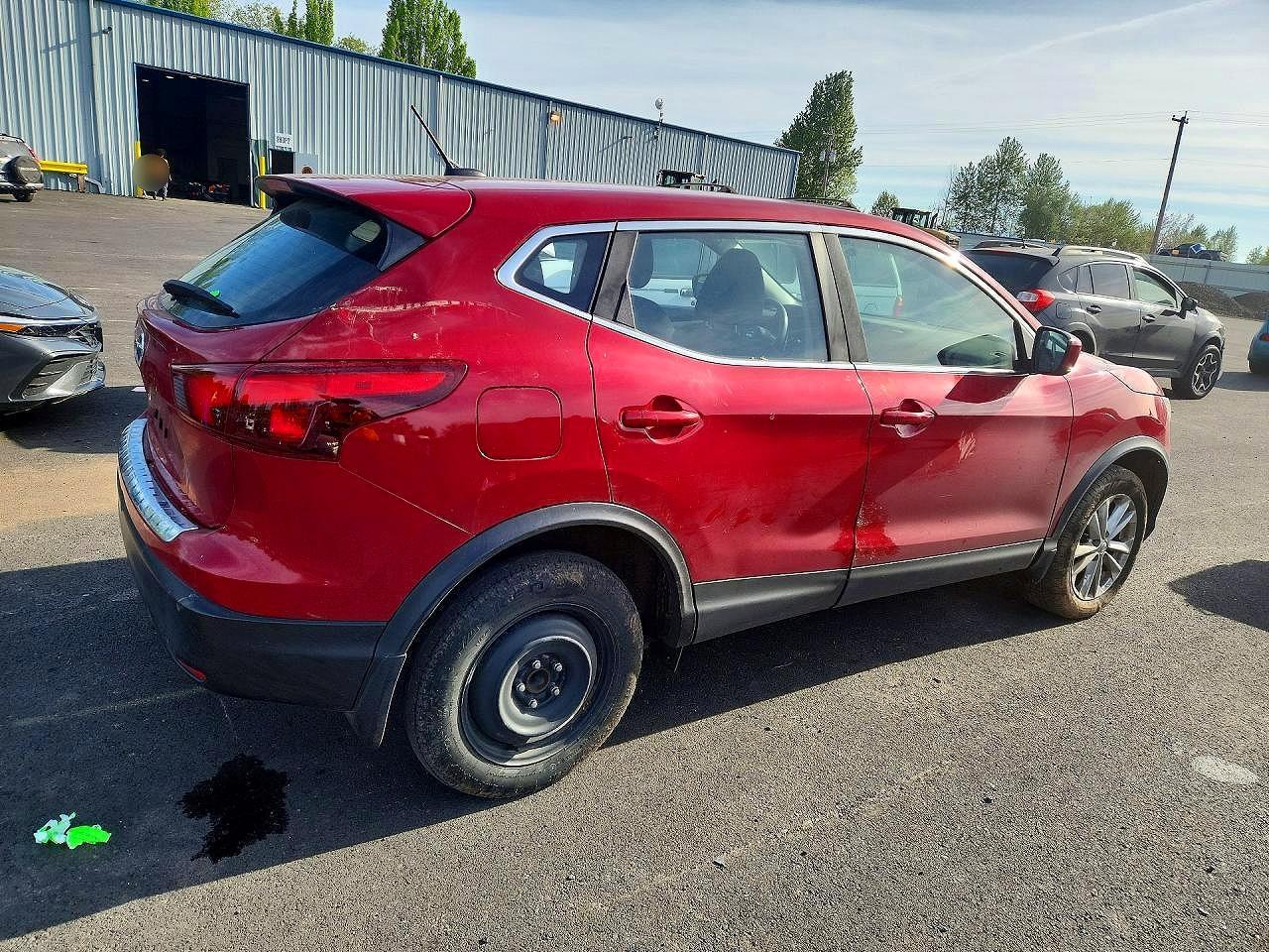 2018 Nissan Rogue Sport S - Фото 3