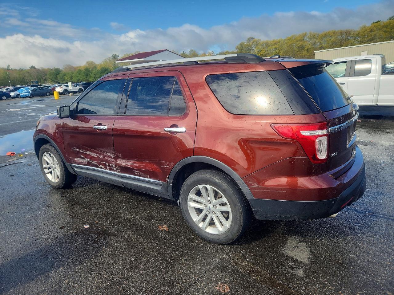 2015 Ford Explorer Xlt - Фото 2