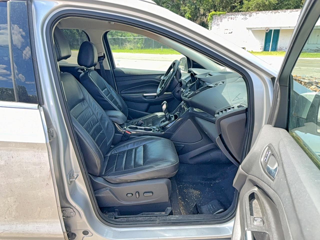 2016 Ford Escape Titanium - Фото 5