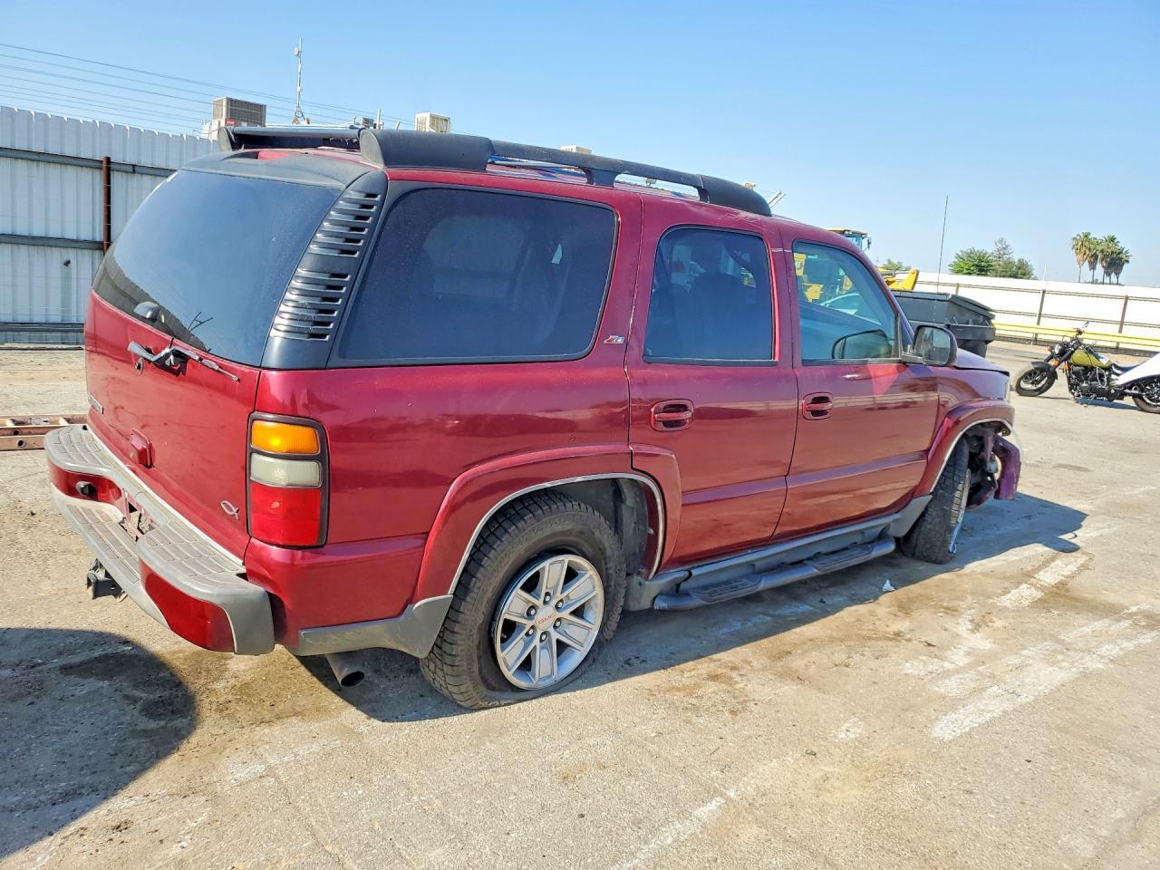 2006 Chevrolet Tahoe C1500 - Image 3