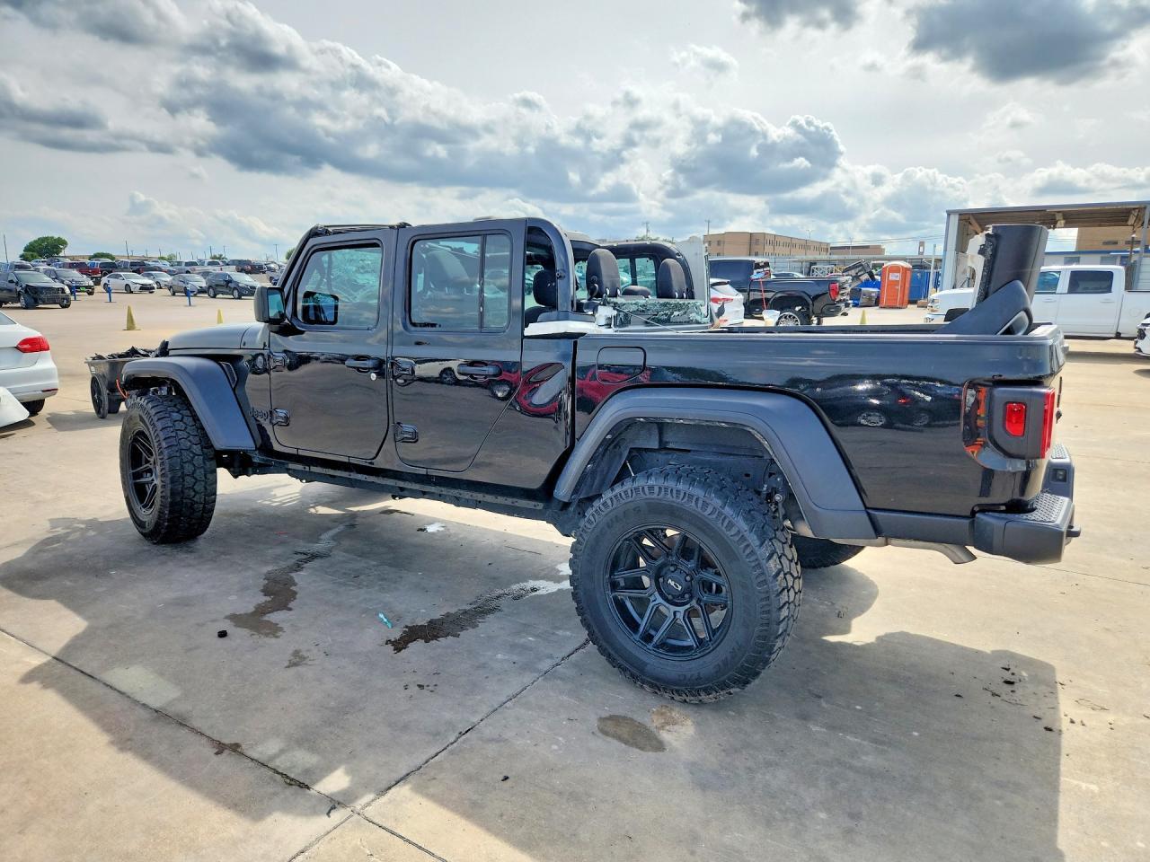 2023 Jeep Gladiator Sport - Фото 2