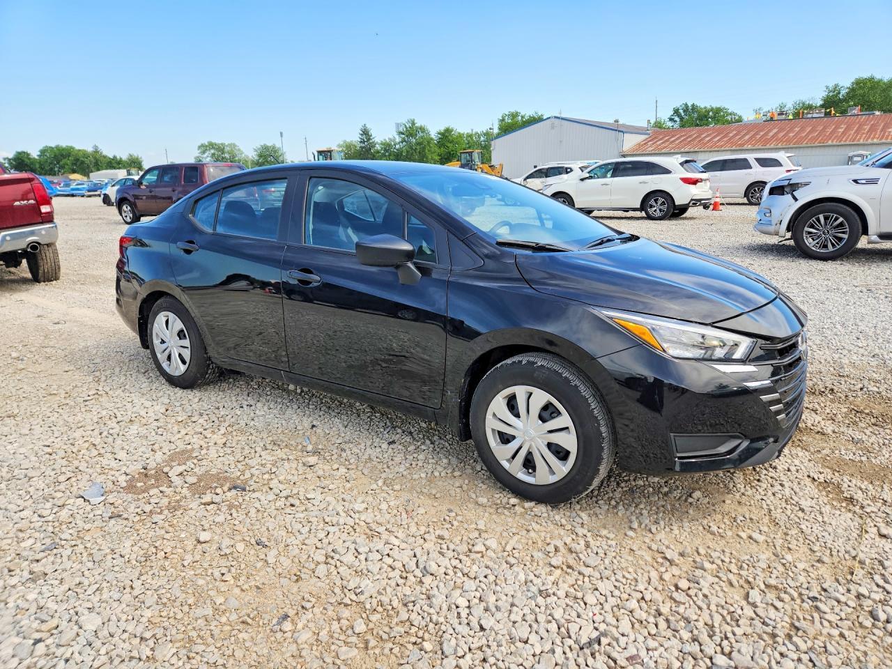 2025 Nissan Versa S - Фото 4