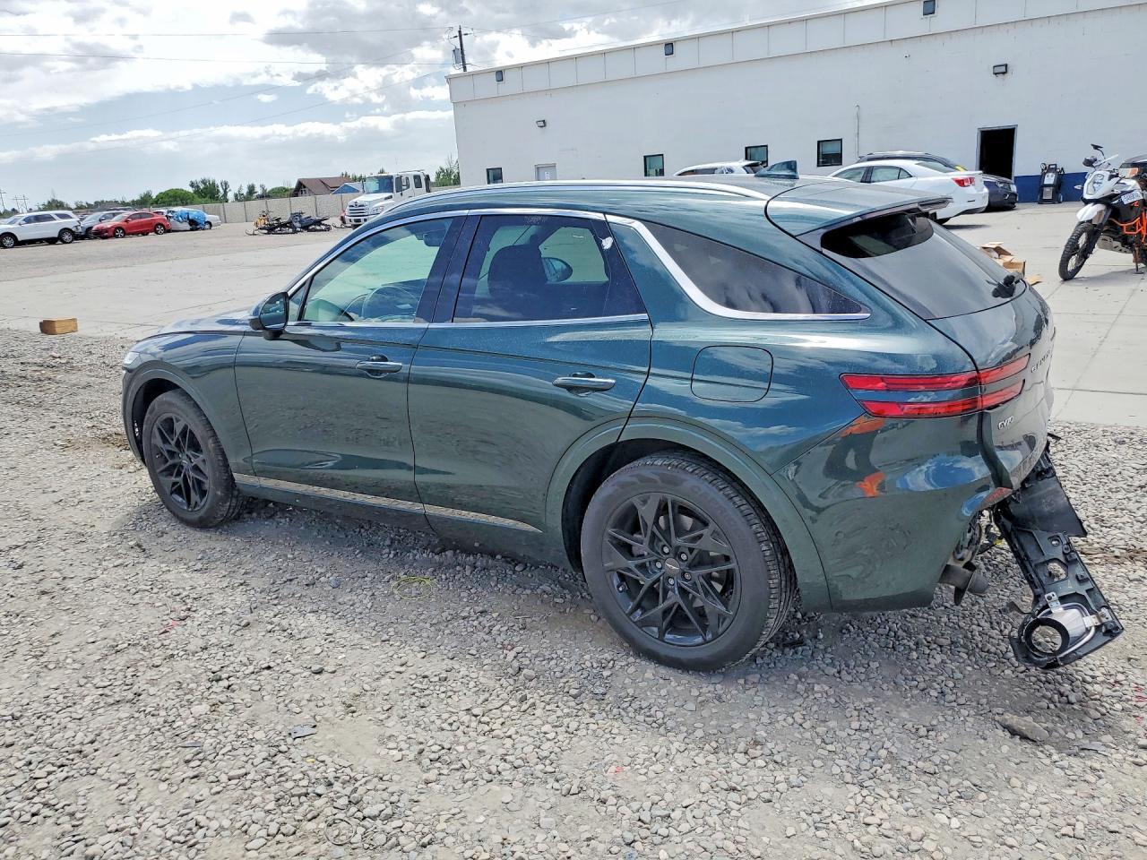 2022 Genesis Gv70 2.5T Standard - Image 2