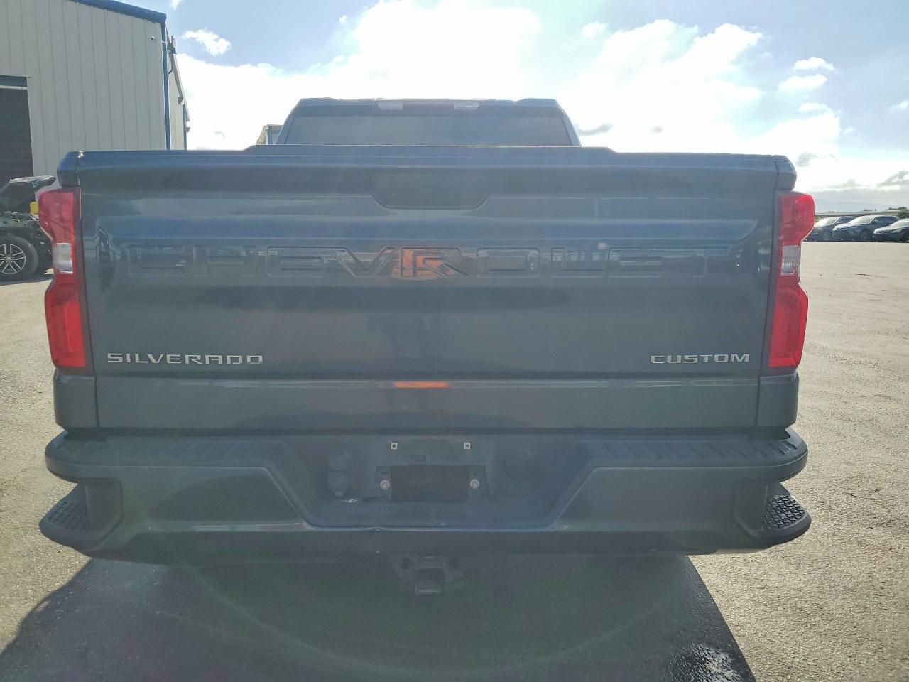2022 Chevrolet Silverado Ltd C1500 Custom - Image 6
