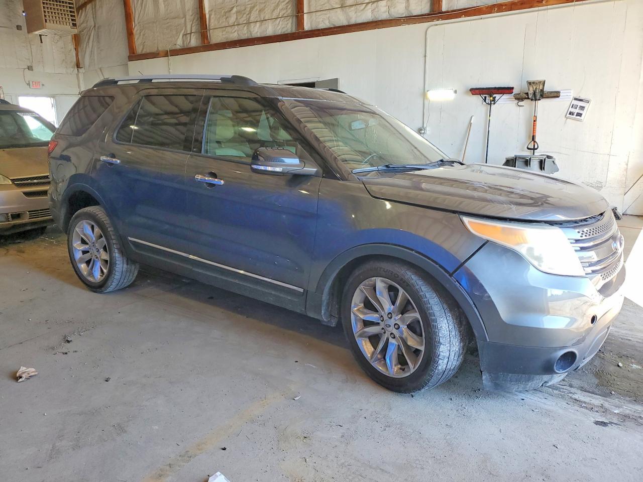 2015 Ford Explorer Xlt - Image 4