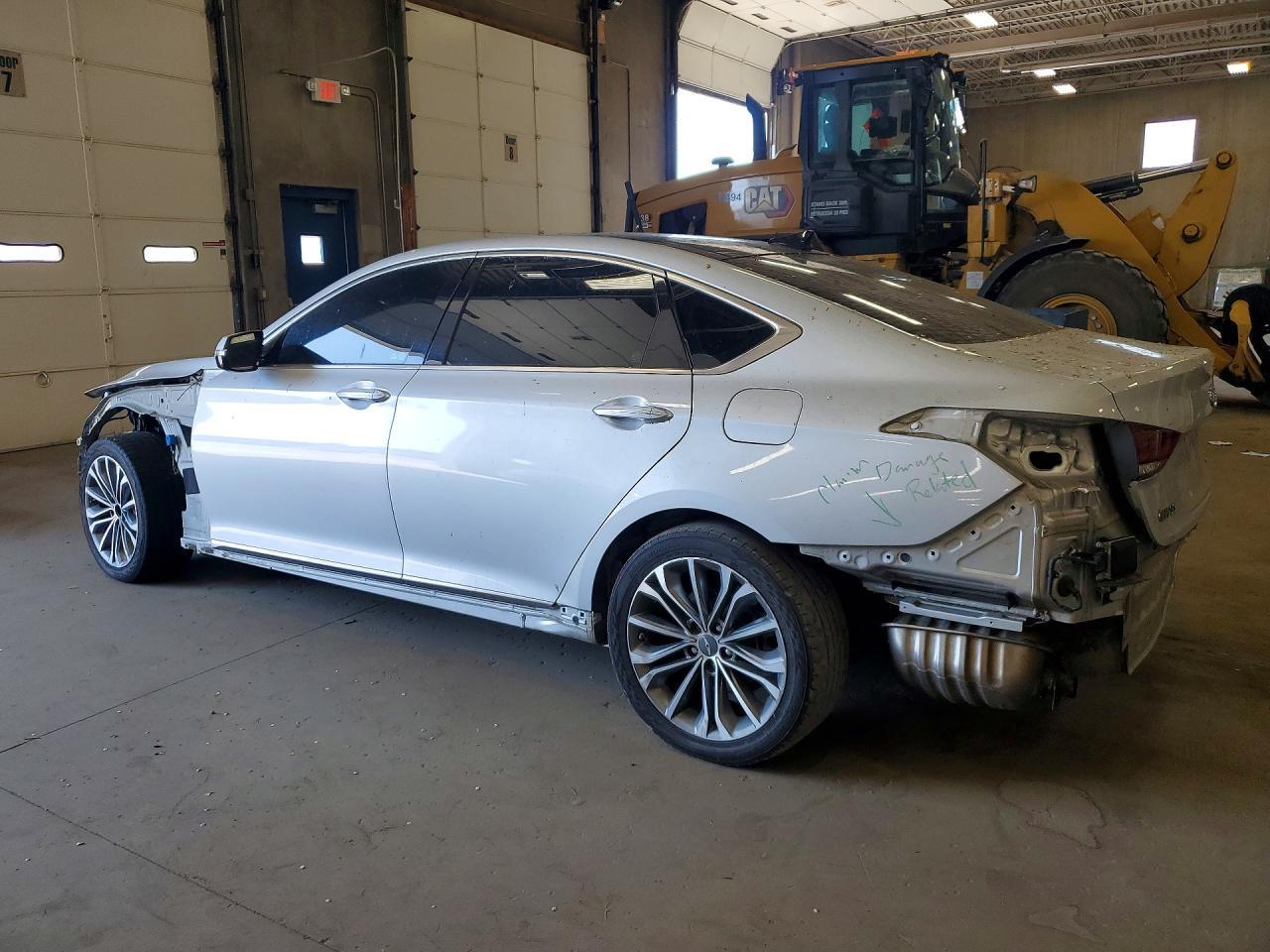 2016 Hyundai Genesis 3.8L - Фото 2