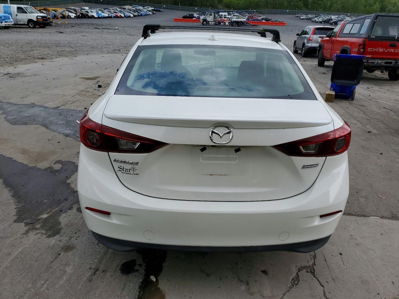 2016 Mazda 3 Touring - Image 6