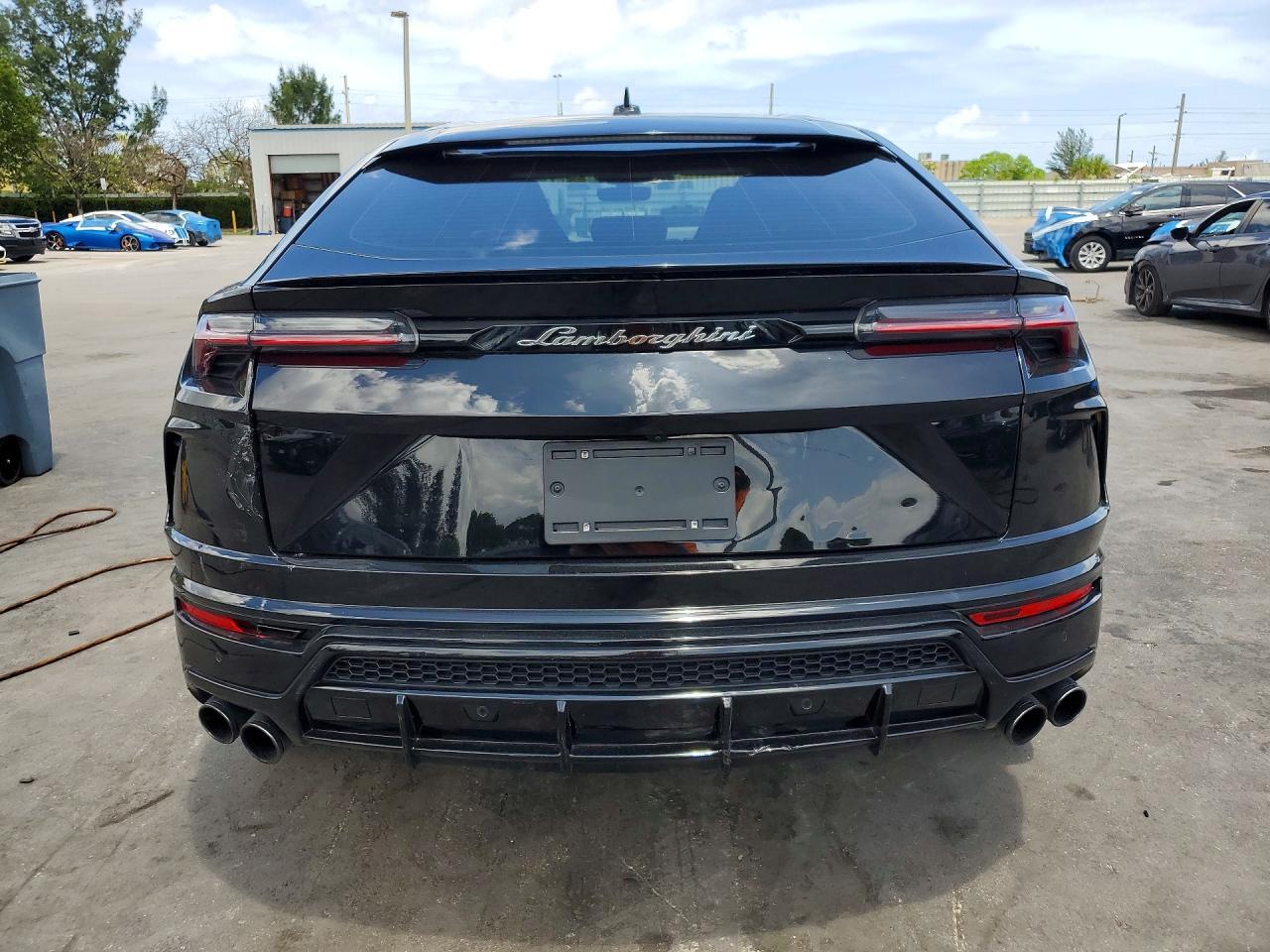 2020 Lamborghini Urus - Фото 6