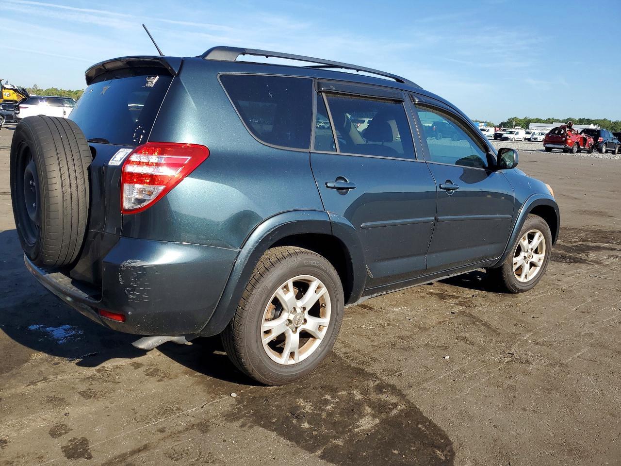 2011 Toyota Rav4 Base - Фото 3
