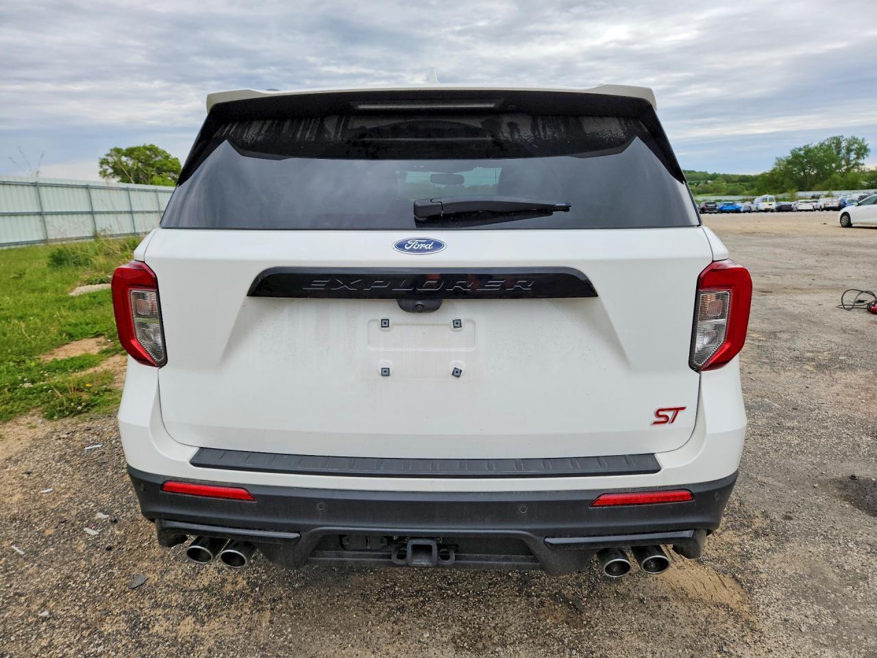 2024 Ford Explorer St - Фото 6