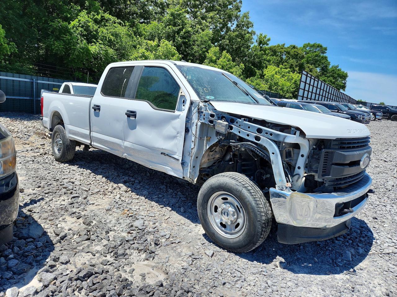 2017 Ford F250 Super Duty - Фото 4