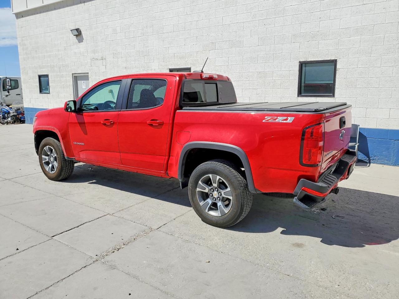 2016 Chevrolet Colorado Z71 - Фото 2