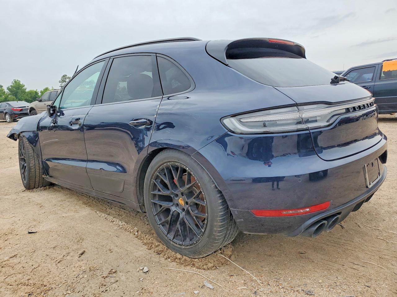 2021 Porsche Macan Gts - Image 2