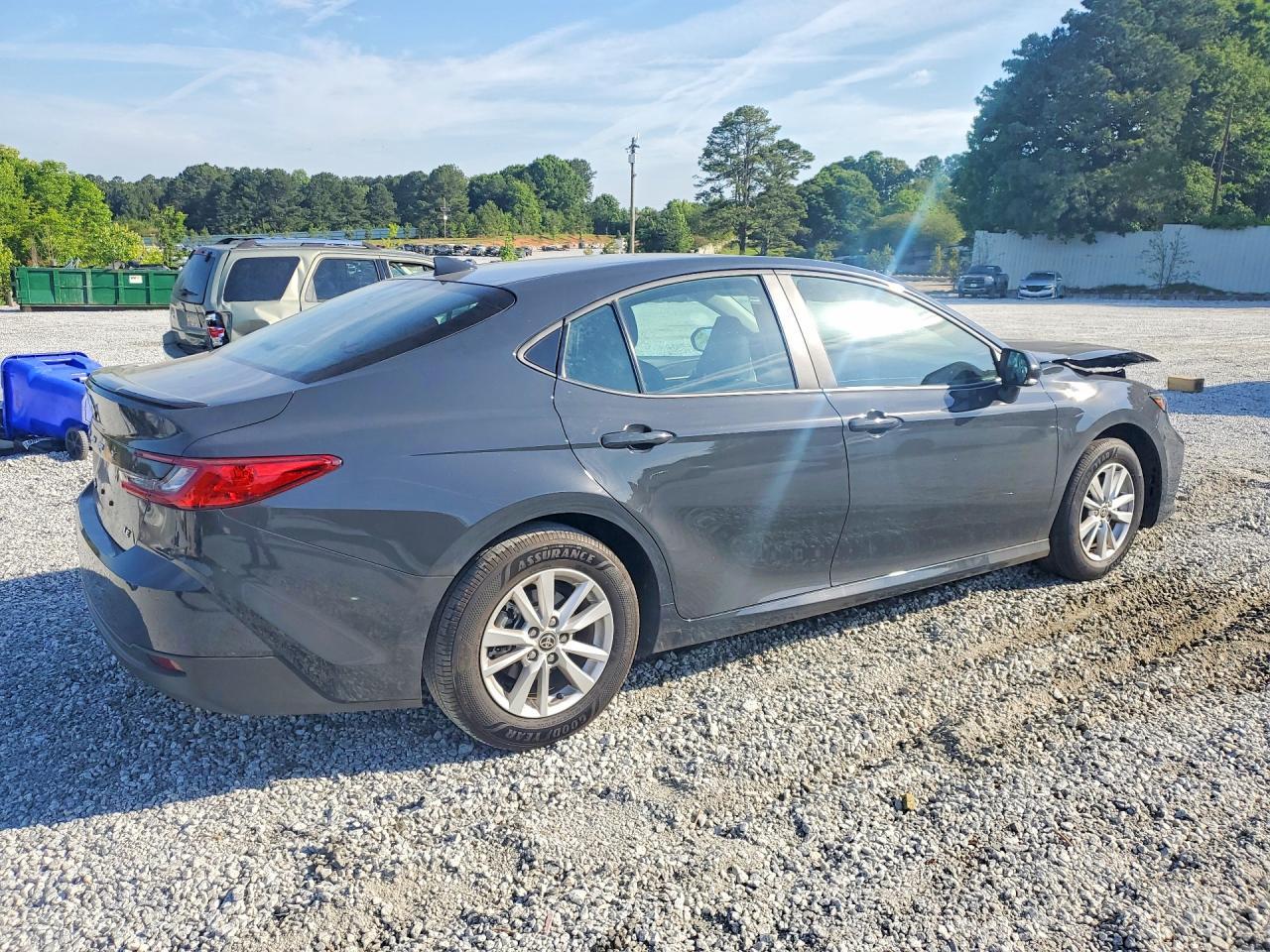 2025 Toyota Camry Le - Фото 3