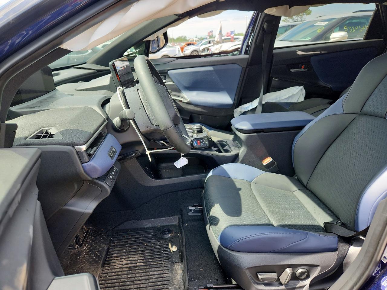 2026 Subaru Solterra Limited Xt - Фото 7