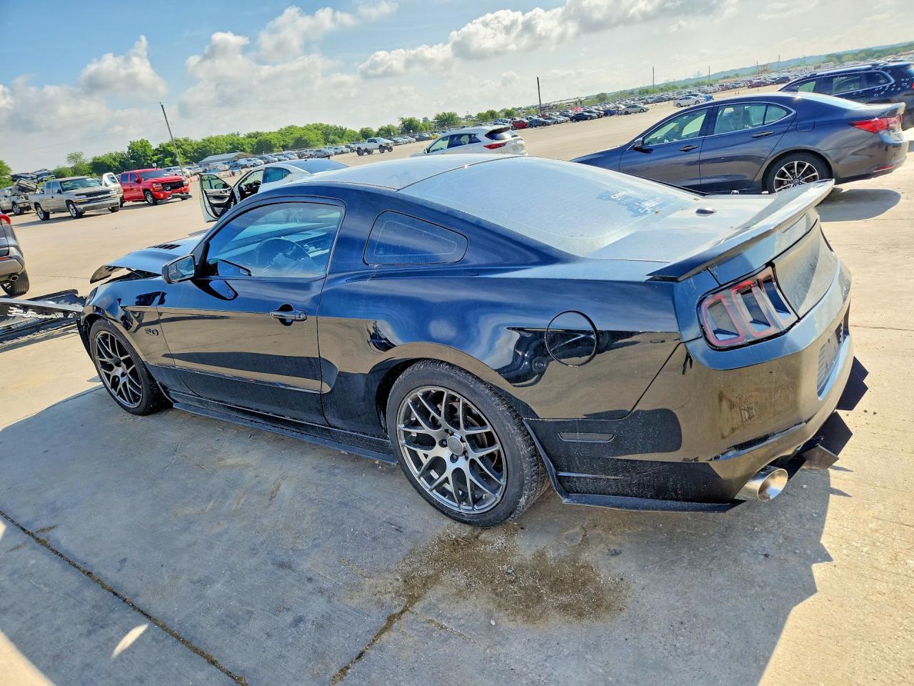 2014 Ford Mustang Gt - Фото 2