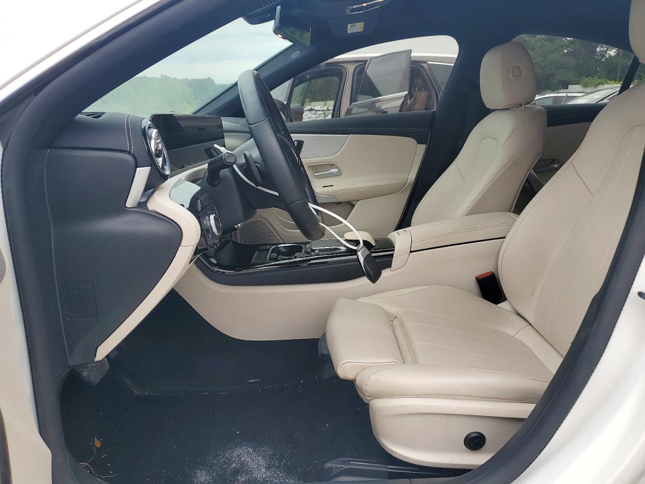 2022 Mercedes-Benz Cla 250 - Фото 7