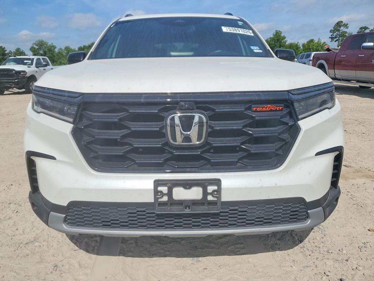 2025 Honda Pilot Trailsport - Image 5