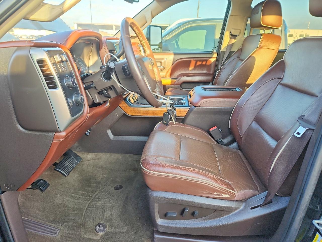 2016 Chevrolet Silverado K3500 High Country - Image 7