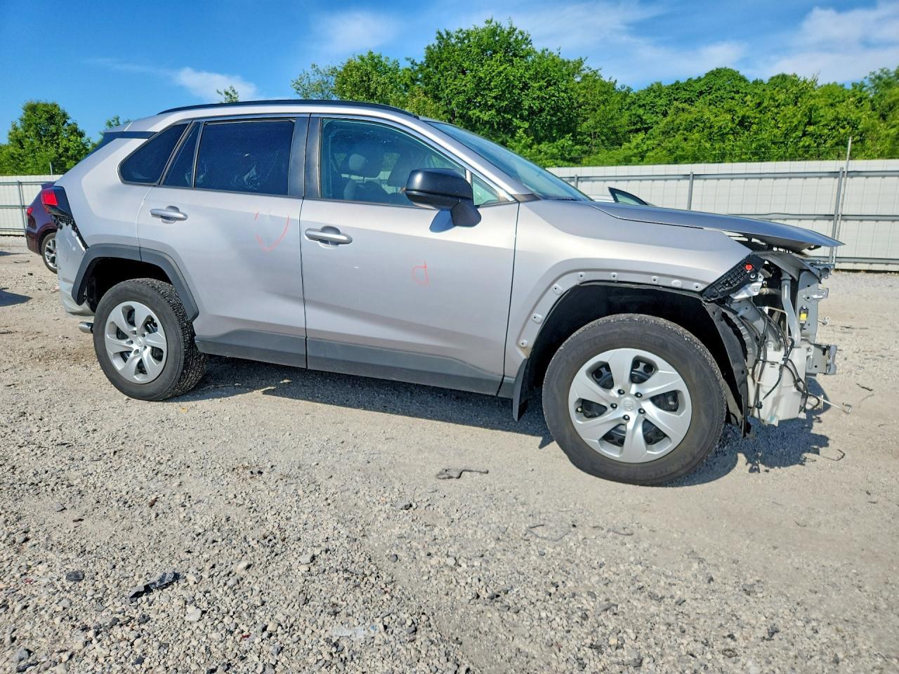 2021 Toyota Rav4 Le - Фото 4