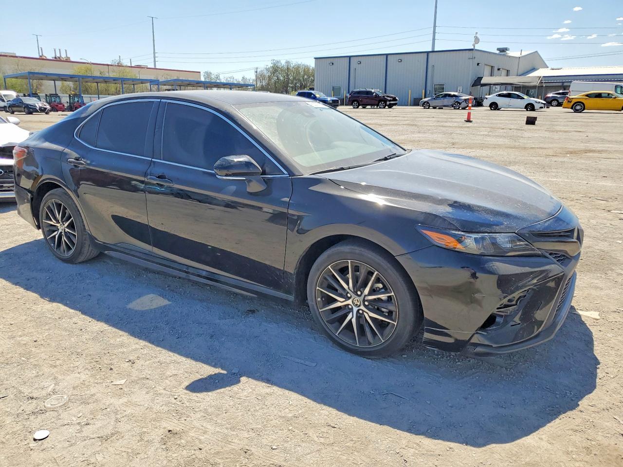 2024 Toyota Camry - Image 4