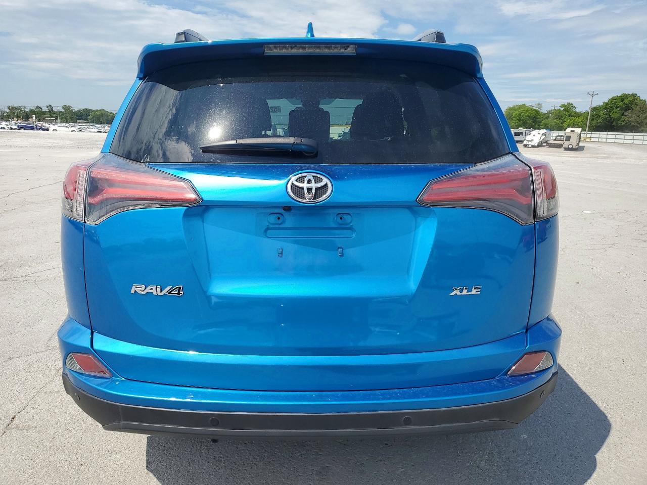 2018 Toyota Rav4 Xle - Фото 6