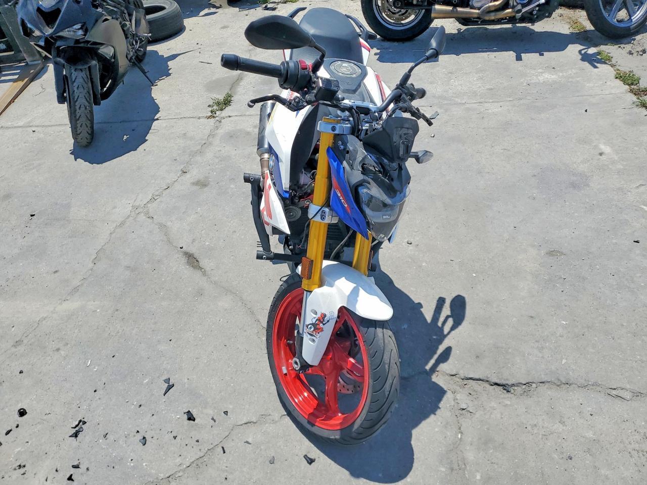 2023 BMW G310 R - Фото 2