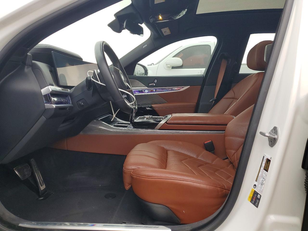 2025 BMW I7 Edrive50 - Фото 7