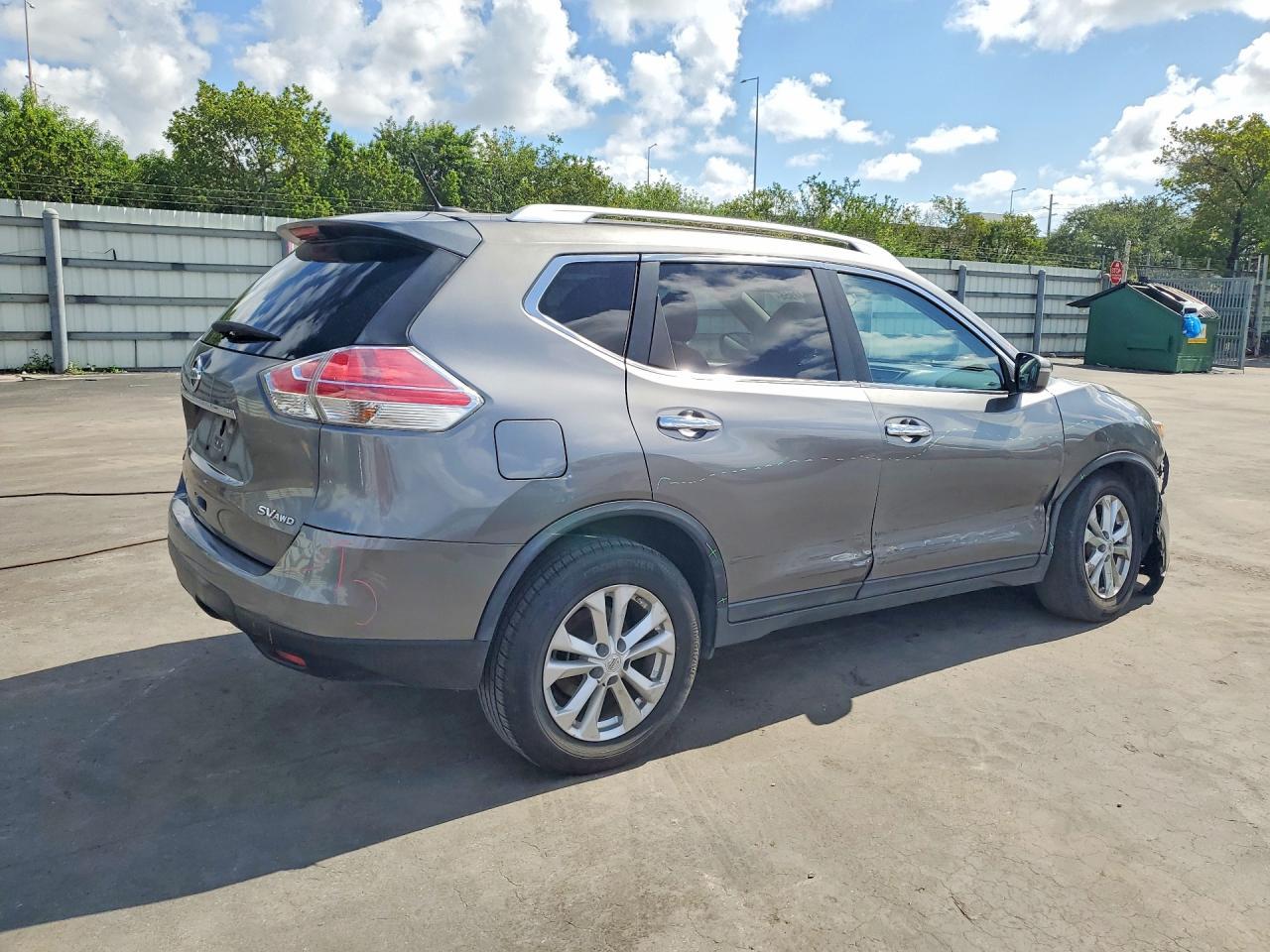 2015 Nissan Rogue Sv - Image 3