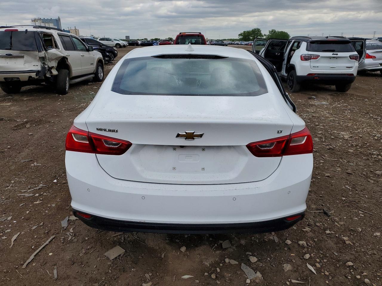 2023 Chevrolet Malibu Lt - Image 6