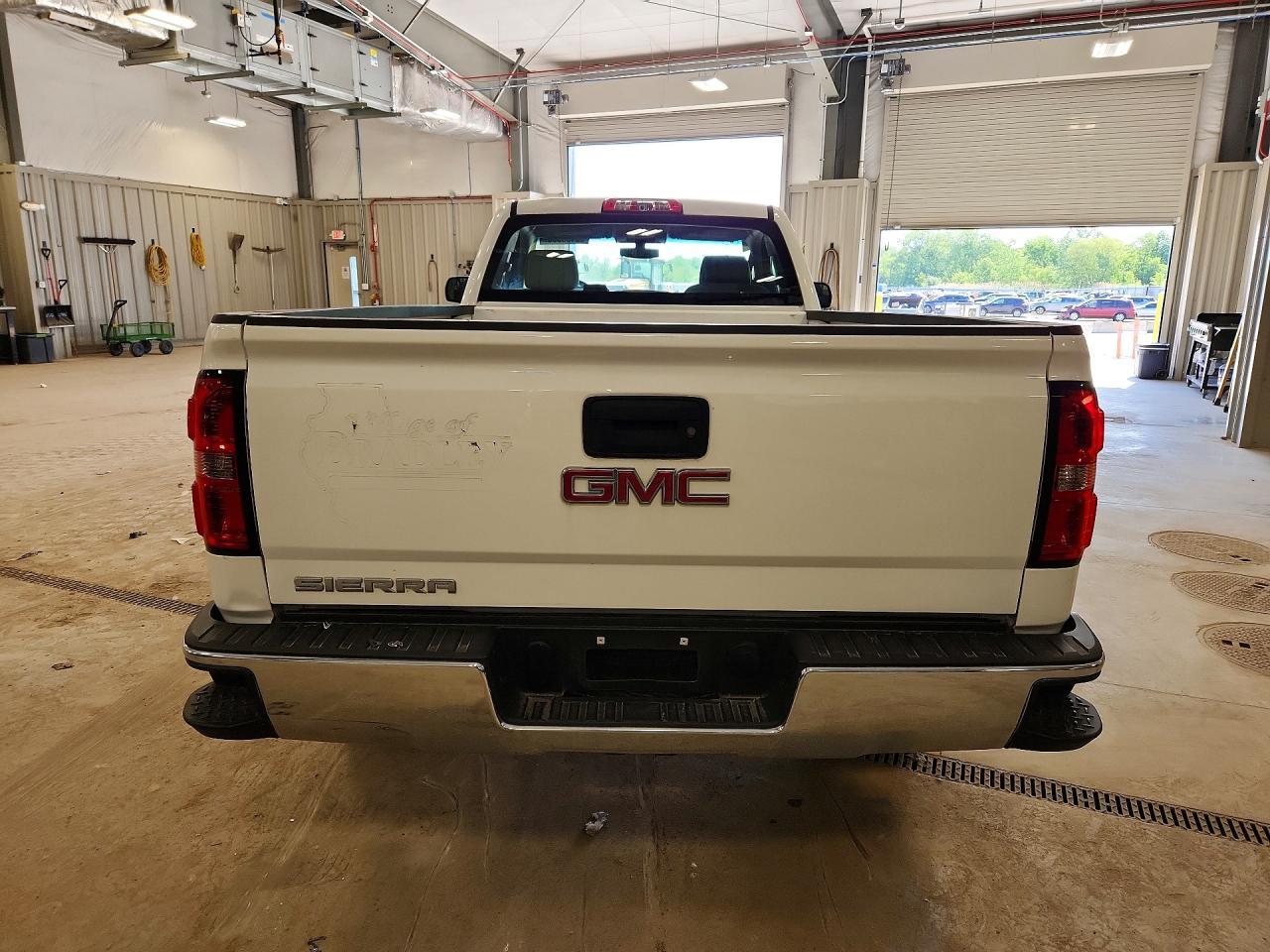 2016 GMC Sierra - Фото 6
