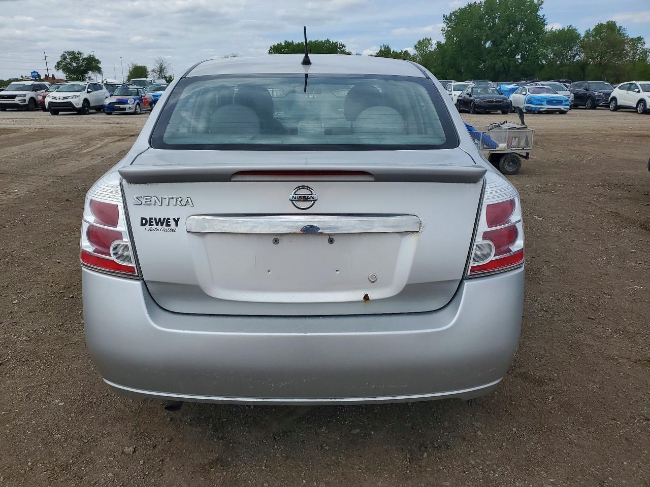 2011 Nissan Sentra 2.0 - Image 6