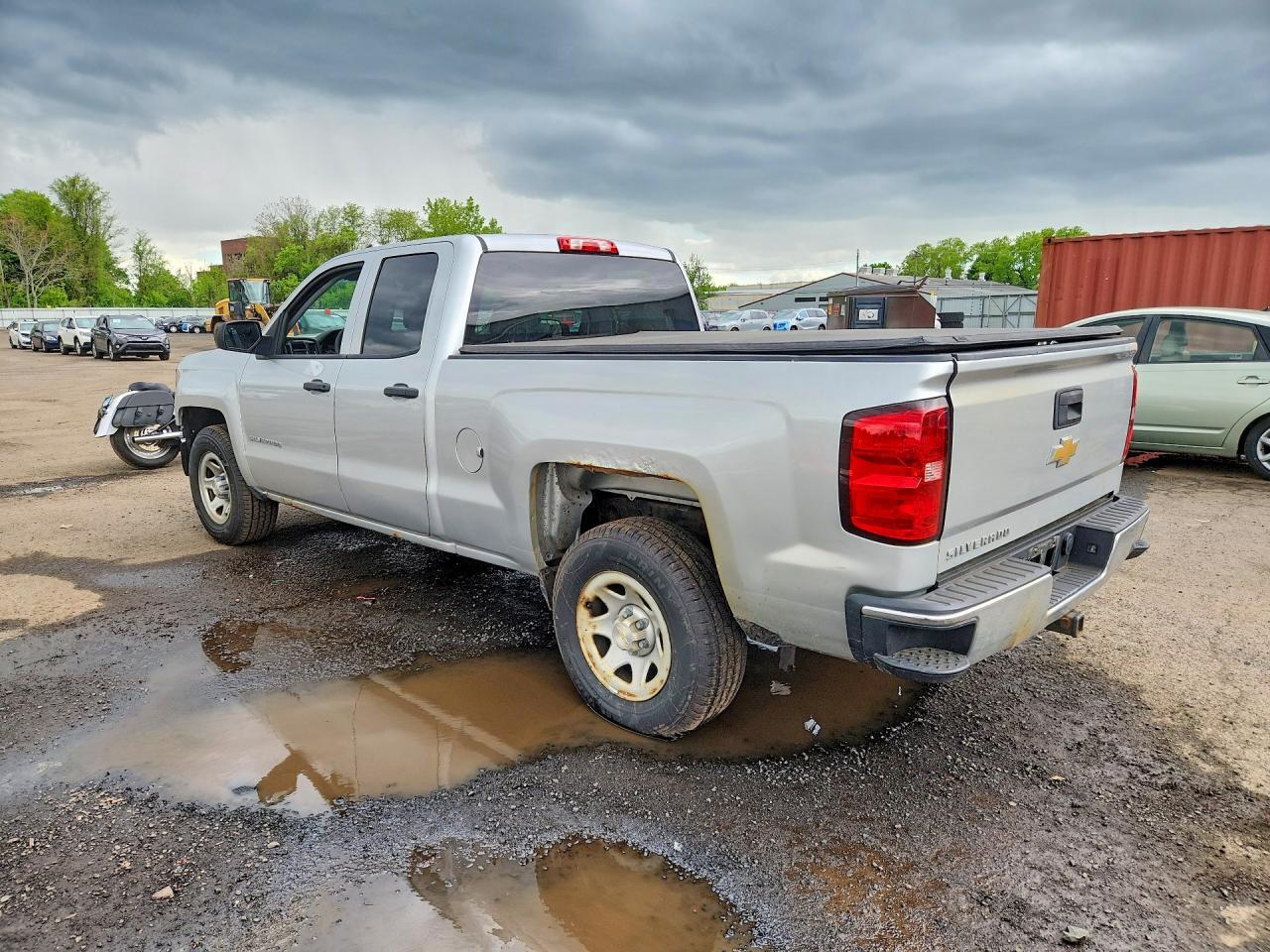2015 Chevrolet Silverado C1500 - Фото 2