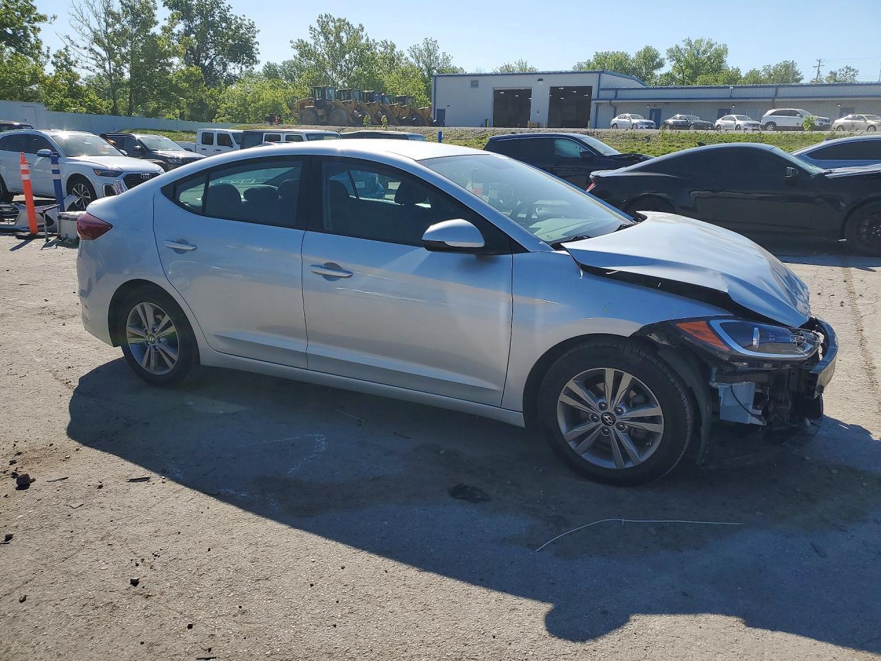 2018 Hyundai Elantra Sel - Image 4