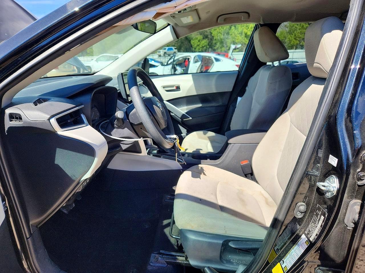 2024 Toyota Corolla Cross L - Image 7
