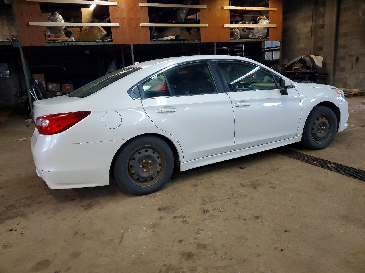 2015 Subaru Legacy 2.5I - Фото 3