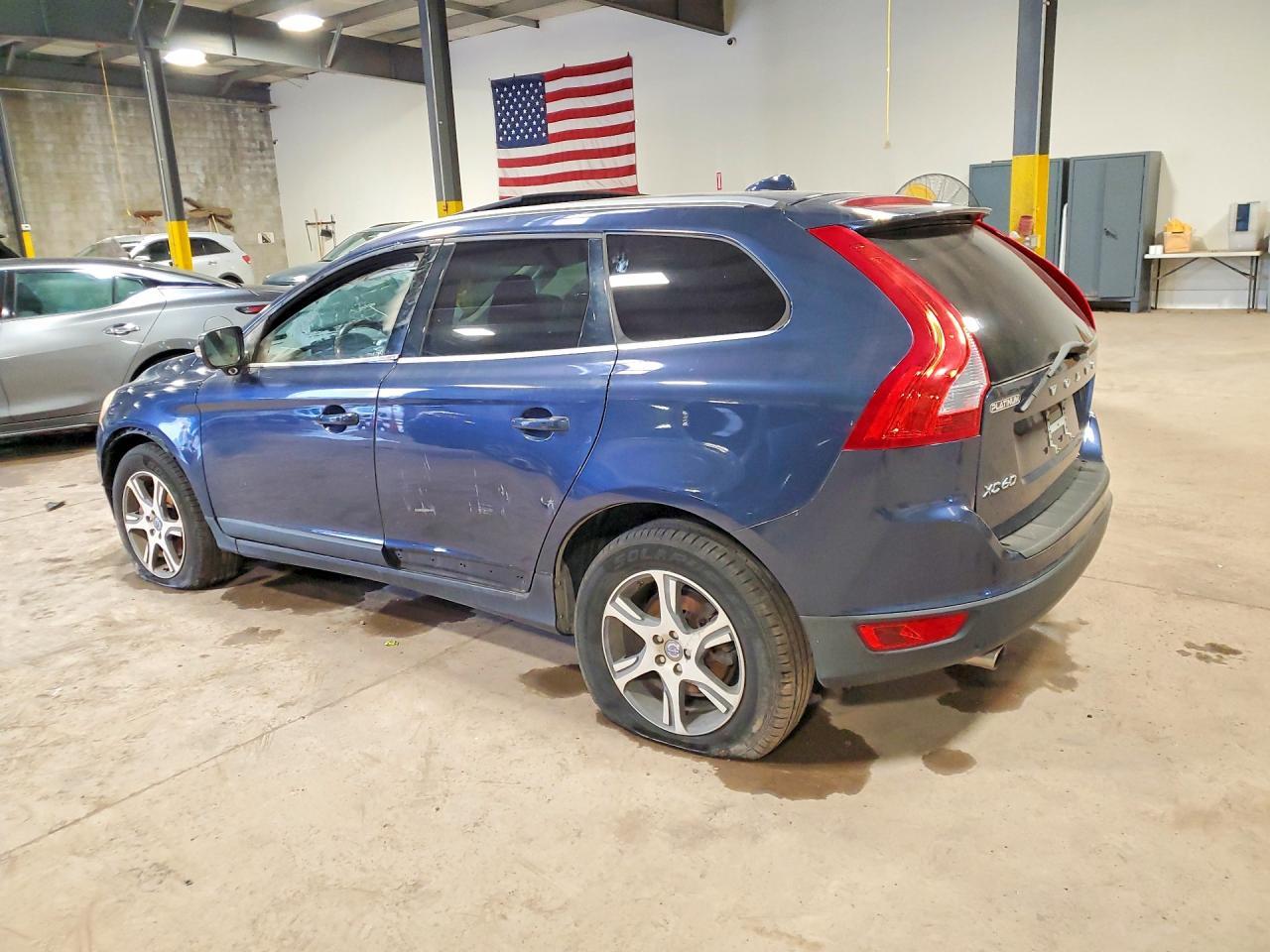 2013 Volvo Xc60 T6 - Image 2