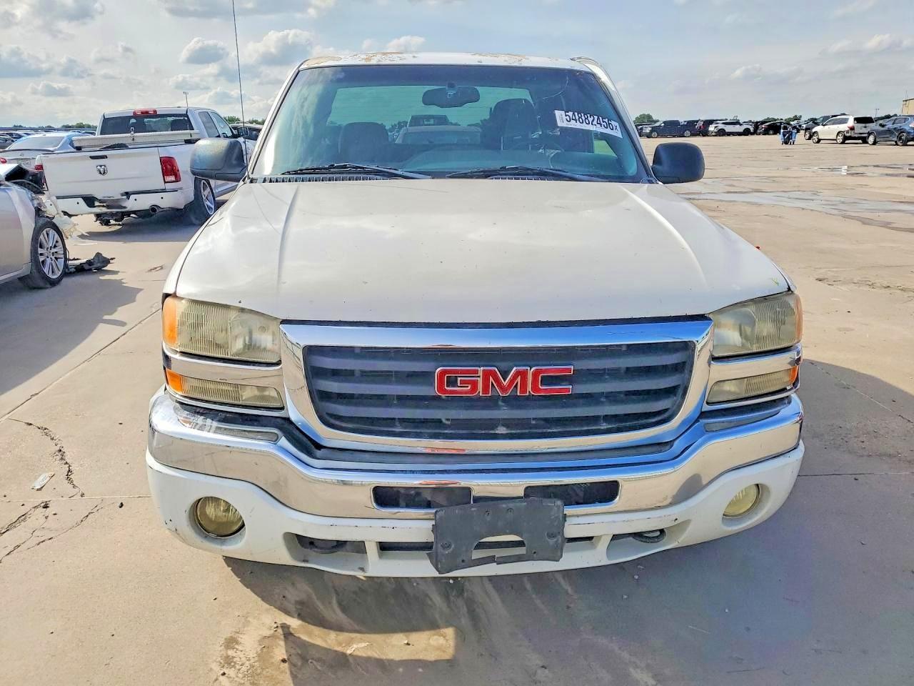 2004 GMC New Sierra C1500 - Фото 5