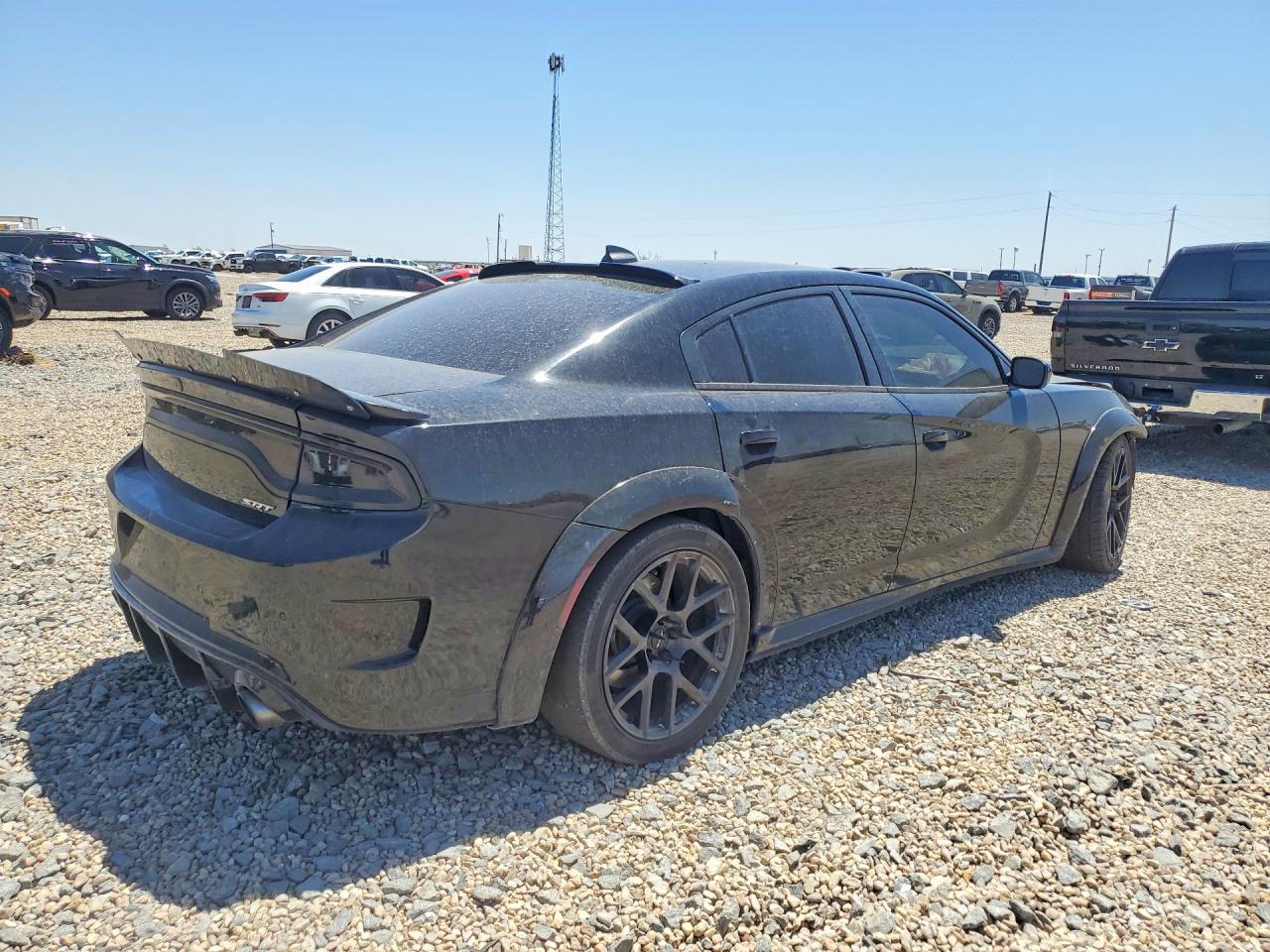 2017 Dodge Charger R - Image 3