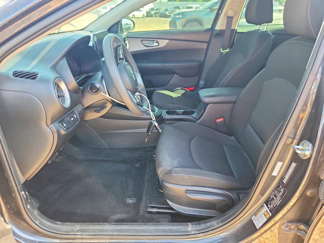 2021 Kia Forte Lxs - Image 7
