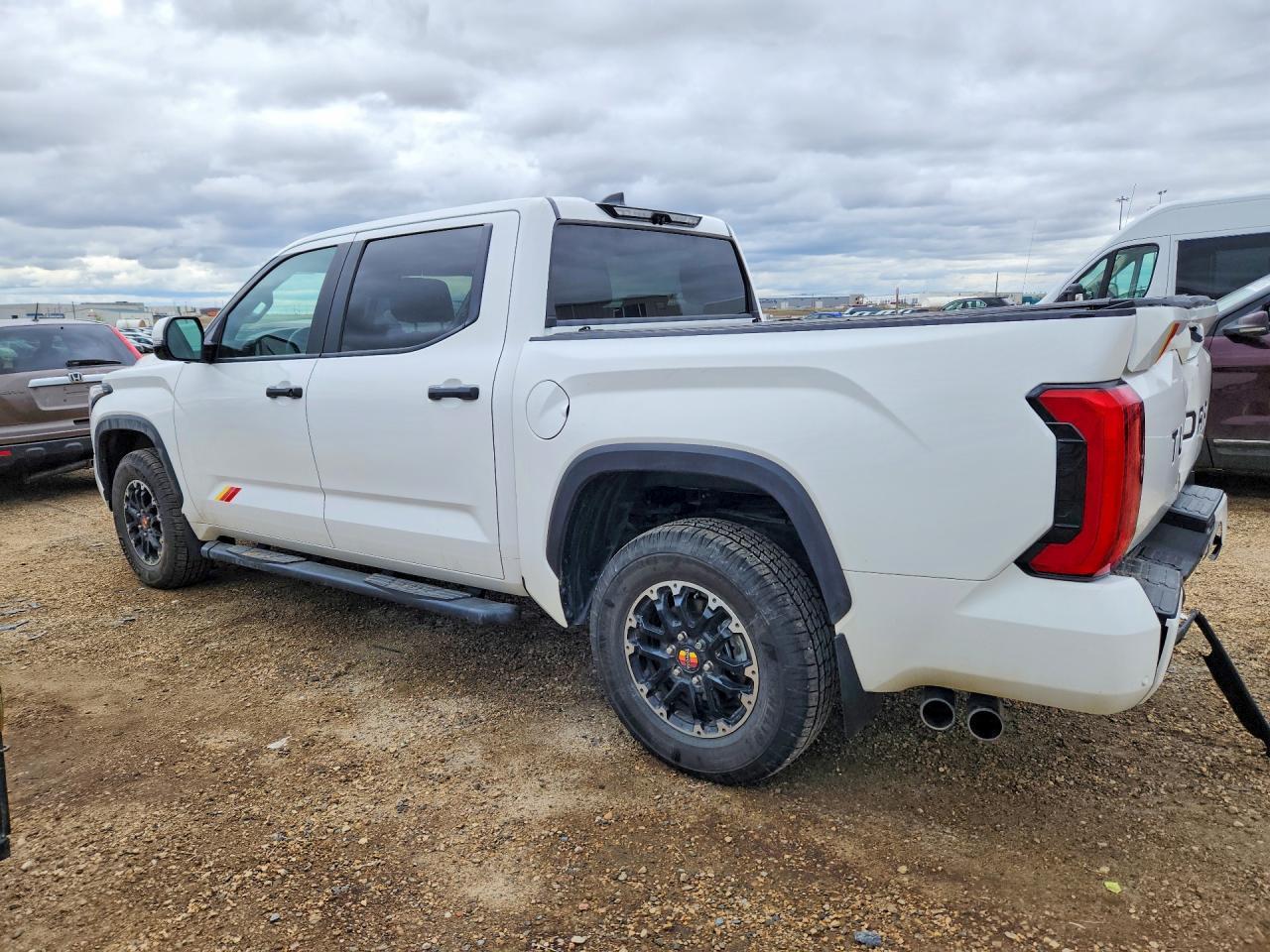 2025 Toyota Tundra Sr5 - Фото 2