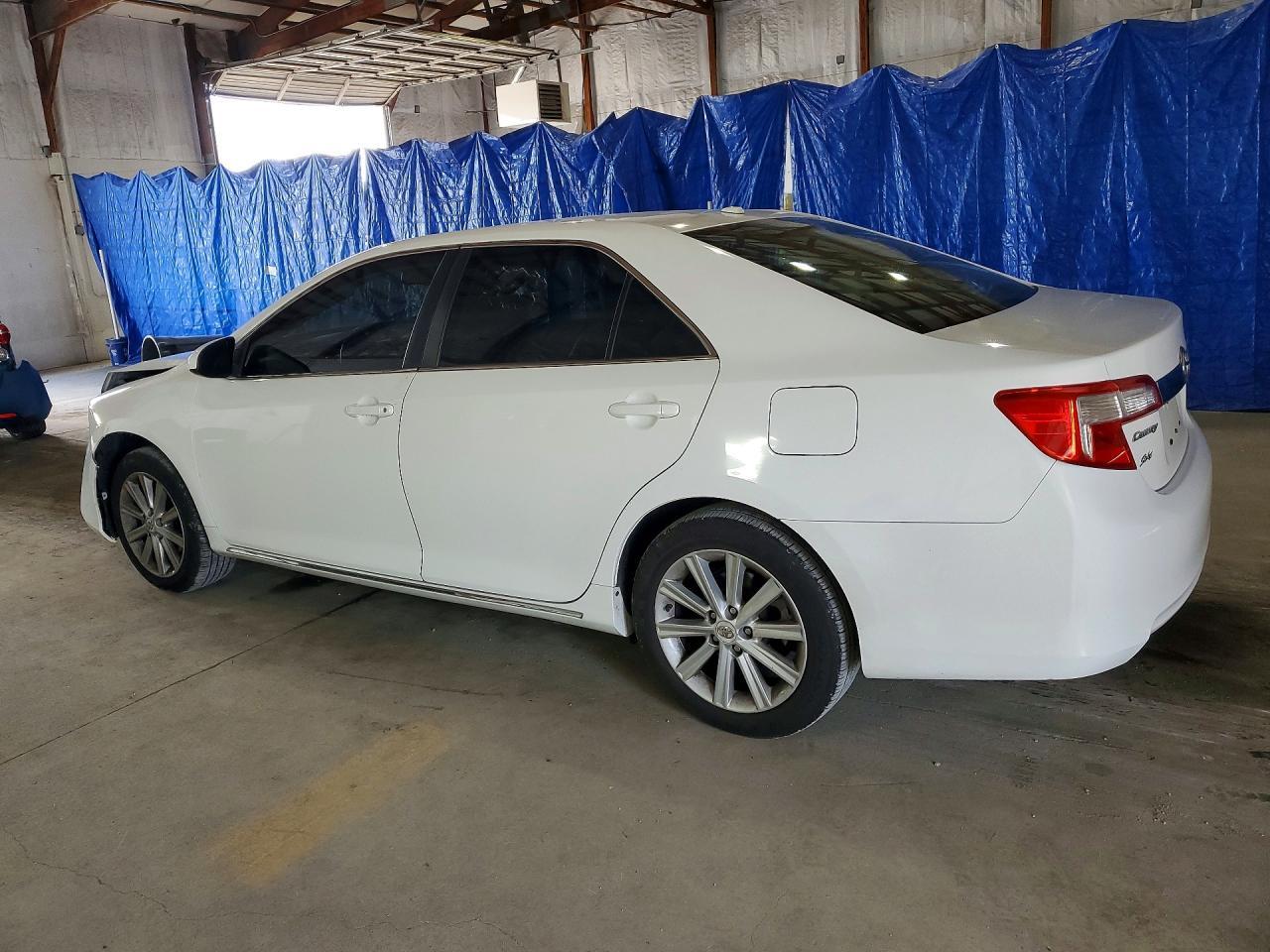 2012 Toyota Camry Xle - Фото 2