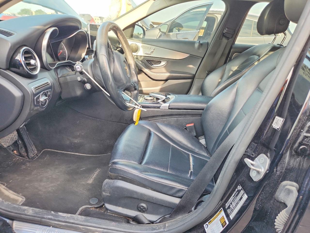 2016 Mercedes-Benz C 300 - Image 7