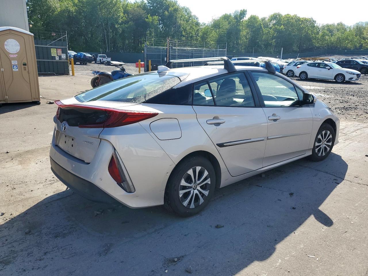 2022 Toyota Prius Prime Limited - Image 3
