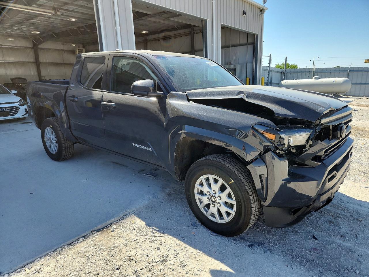 2026 Toyota Tacoma Sr5 - Image 4