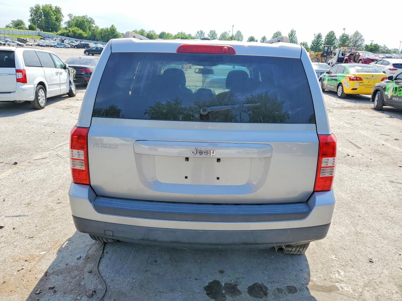 2016 Jeep Patriot Sport - Image 6